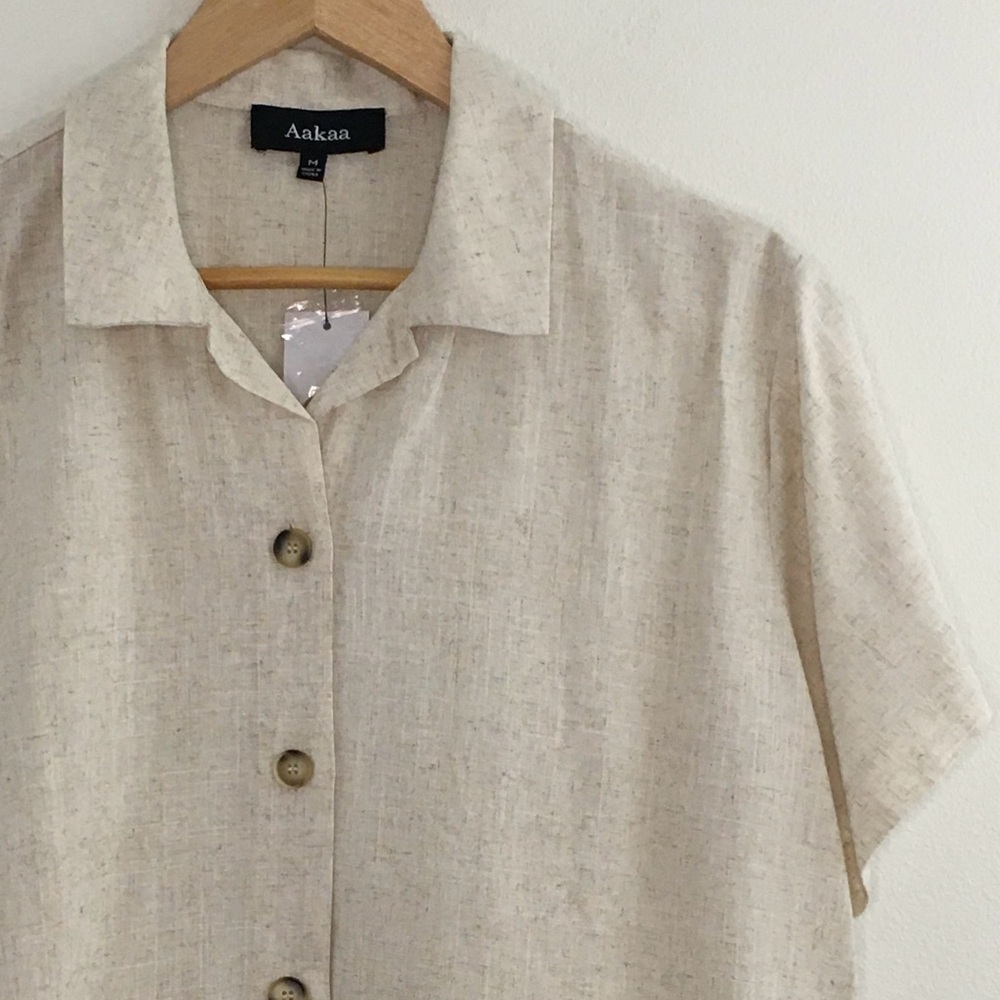 Aakaa | Natural Oatmeal Textured Cropped Top